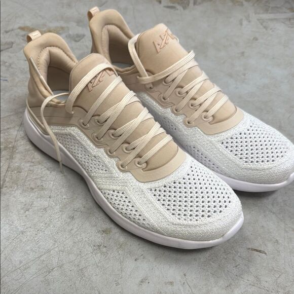 Beige and White Athletic Sneakers 9.5 APL - NWOB Never Worn - Picture 1 of 4